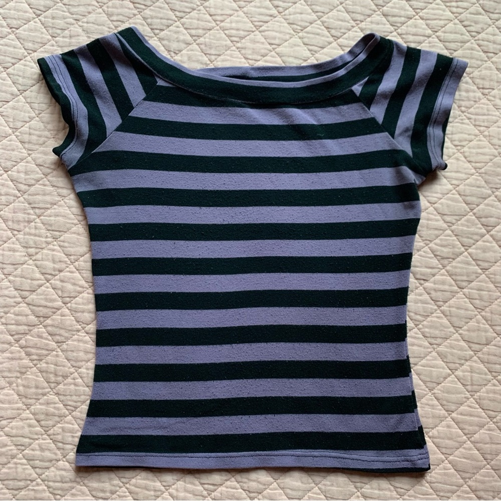 GARAGE - Violet & black stripes Tee large scoop neckline  - short sleeves medium